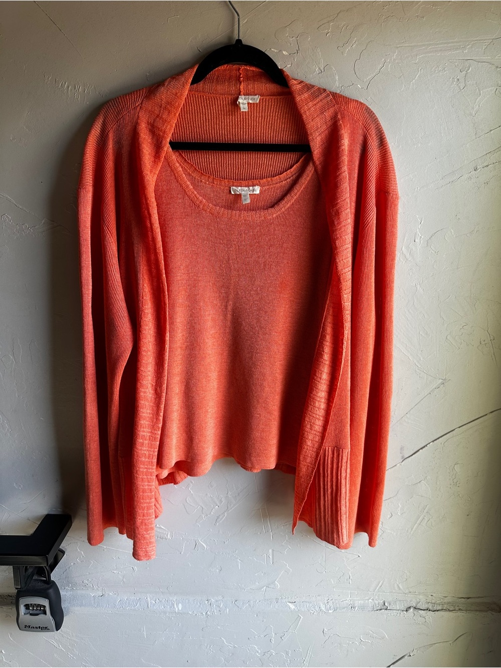 Eileen Fisher linen loose knit cardigan & tank set in coral, L and XL - Picture 2 of 16